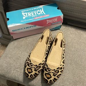 Sketchers Stretch Fit Memory Foam Flats
